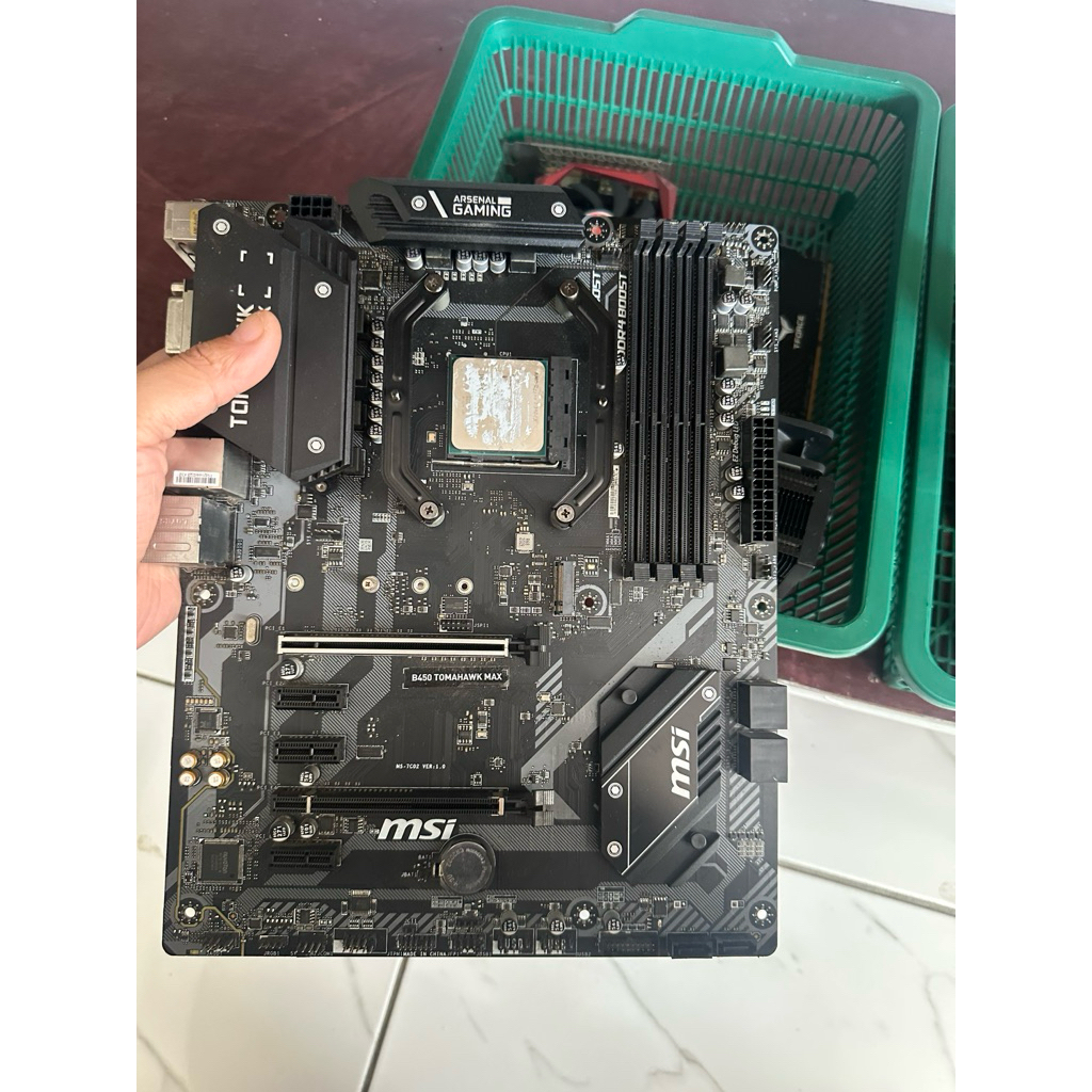 Paketan Ryzen 9 3900X + B450 Tomahawk + Cooler idcooling se224xt