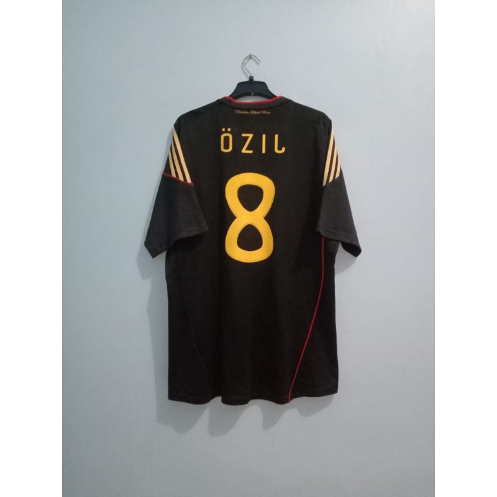 Jersey Jerman Away World Cup 2010 Original OZIL