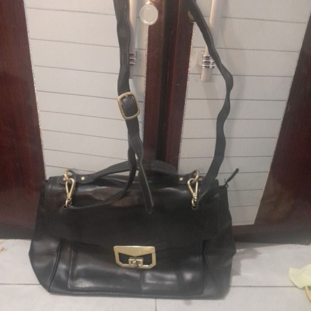 slingbag Branded Sisley original kulit asli preloved