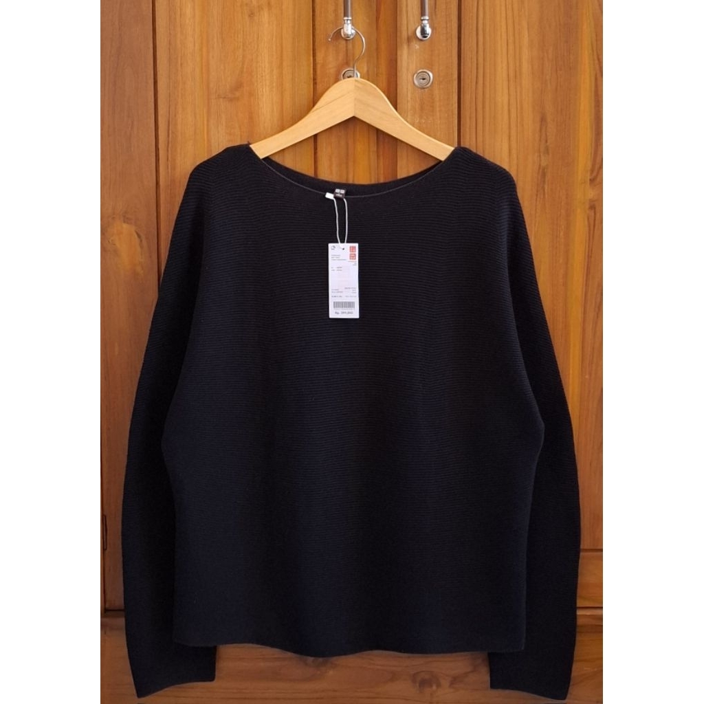 Uniqlo 3D Sweater Black