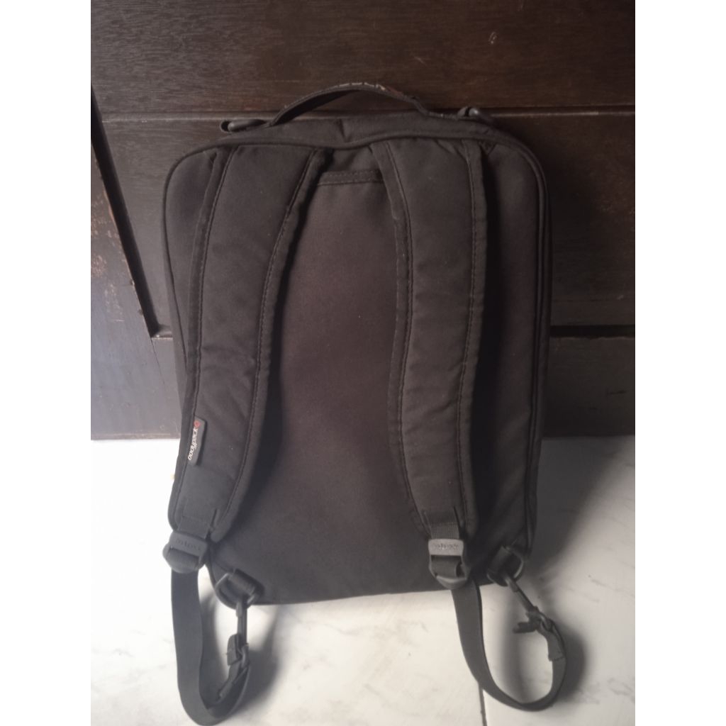 Tas Laptop Bodypack Original
