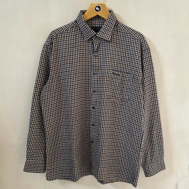 KEMEJA MOTIF GINGHAM GUY LAROCHE