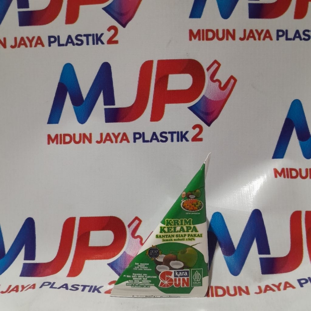 Santa Kara Santan Sun Kara 65ML Krim Kelapa Sun Kara 65ML Santan Sachet Sun Kara 65ML