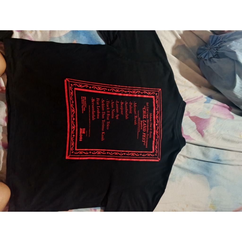 Merch jeblogs