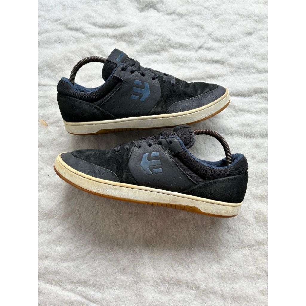 sepatu skate etnies size 42.5/27.5cm original mulus