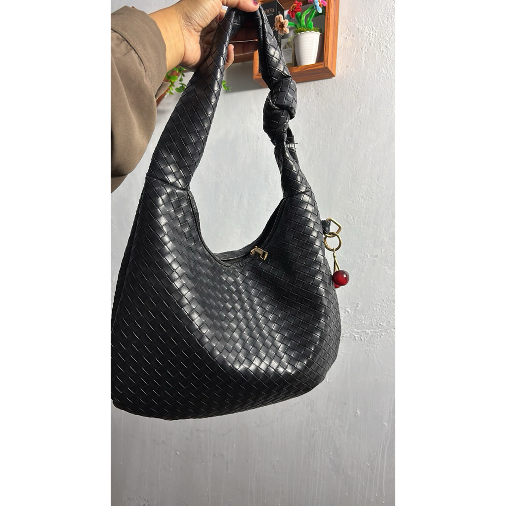 Tas Bahu Bottega