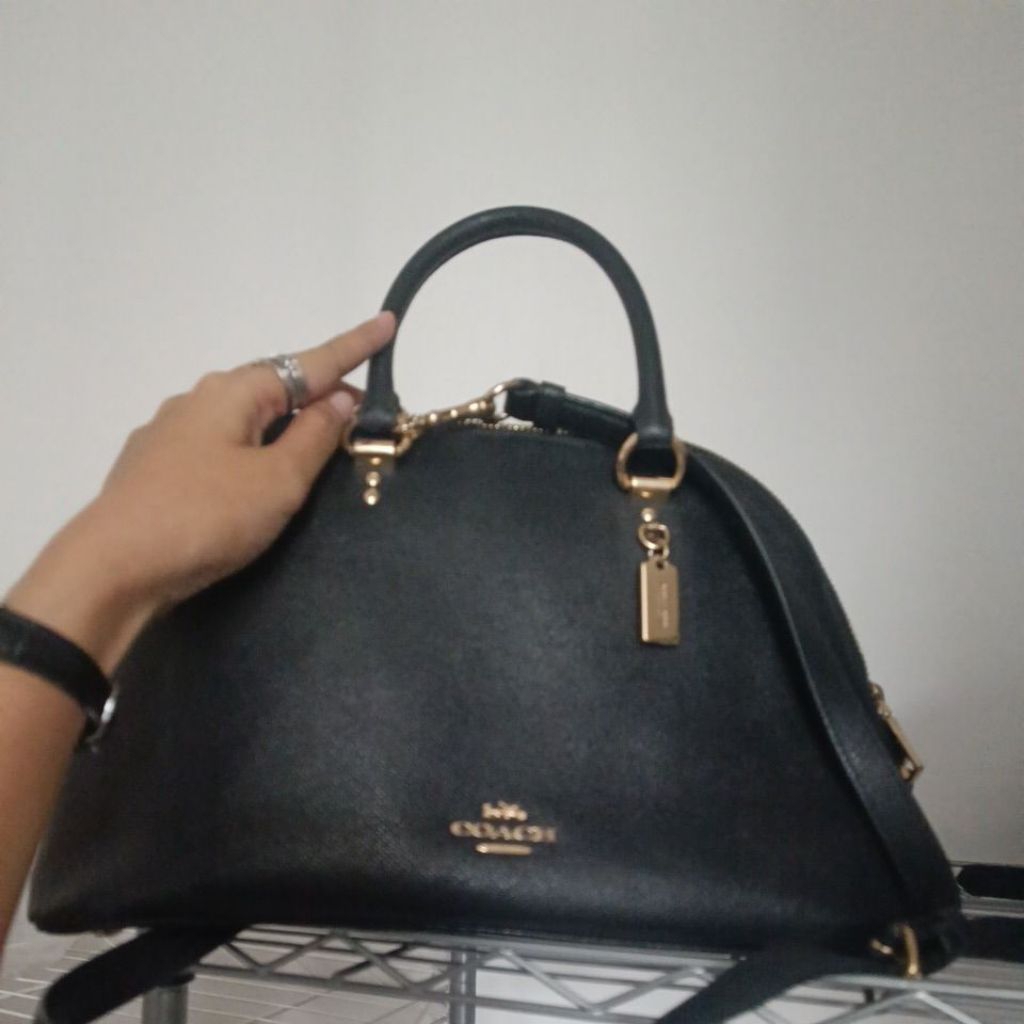 tas coach hitam