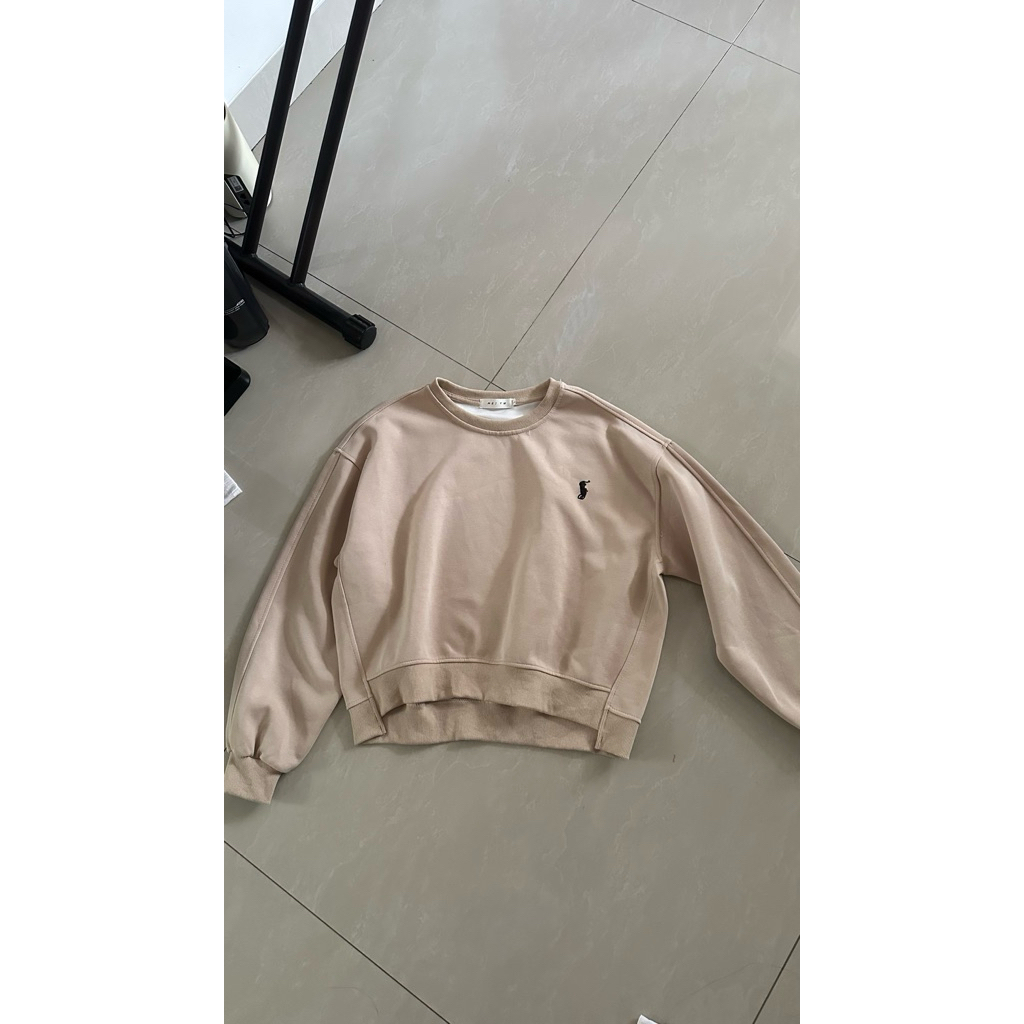 PRELOVED sweater polo cream (ga ori)