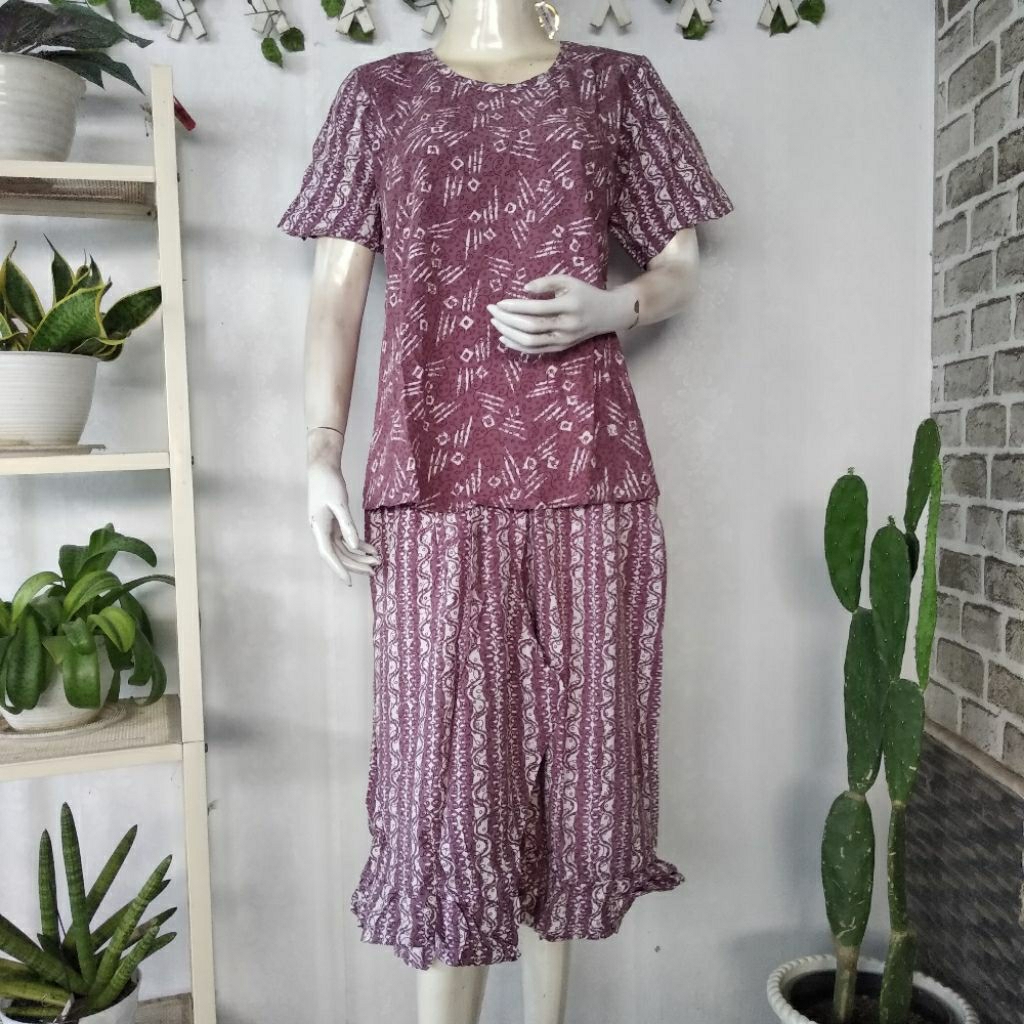 Daster Qonita (Ld106) Setelan Celana 3/4 Batik Butik Pekalongan