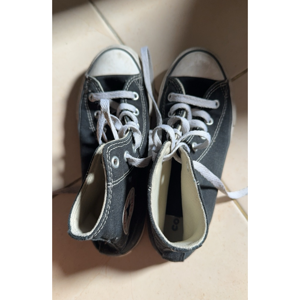 Converse tinggi