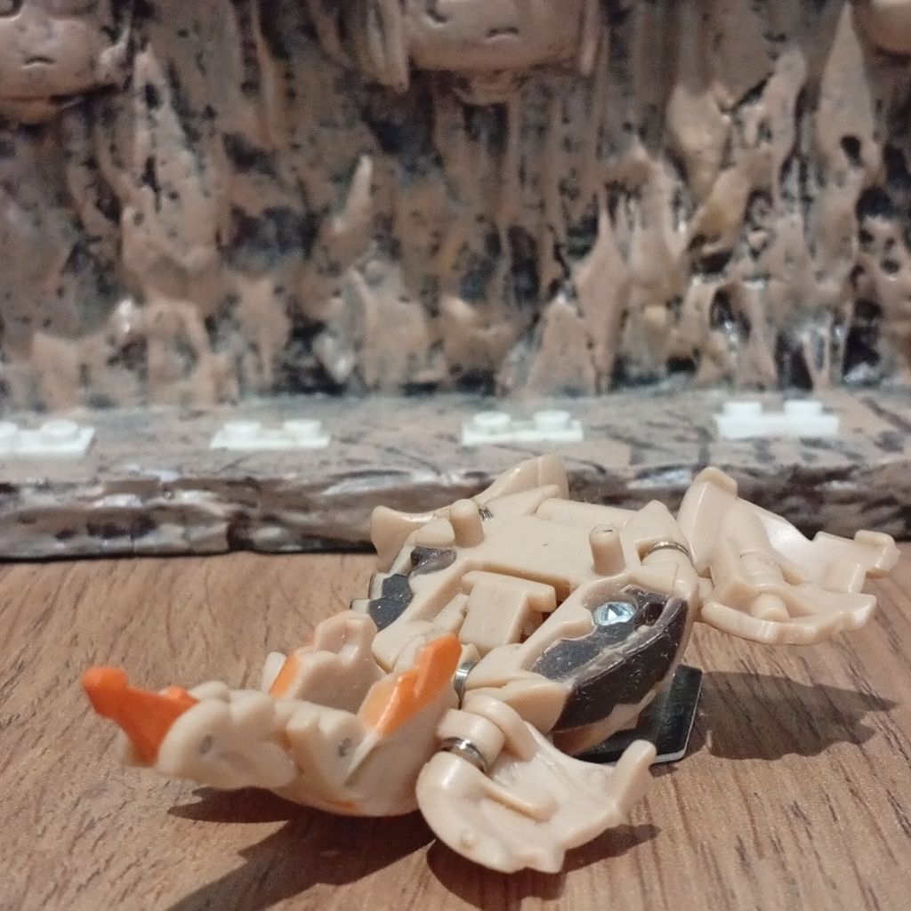 Bakugan Spear Fin Subterra