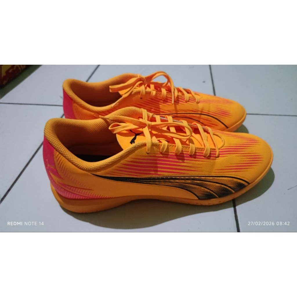 SEPATU FUTSAL PUMA ULTRA PLAY IT SIZE 42,5