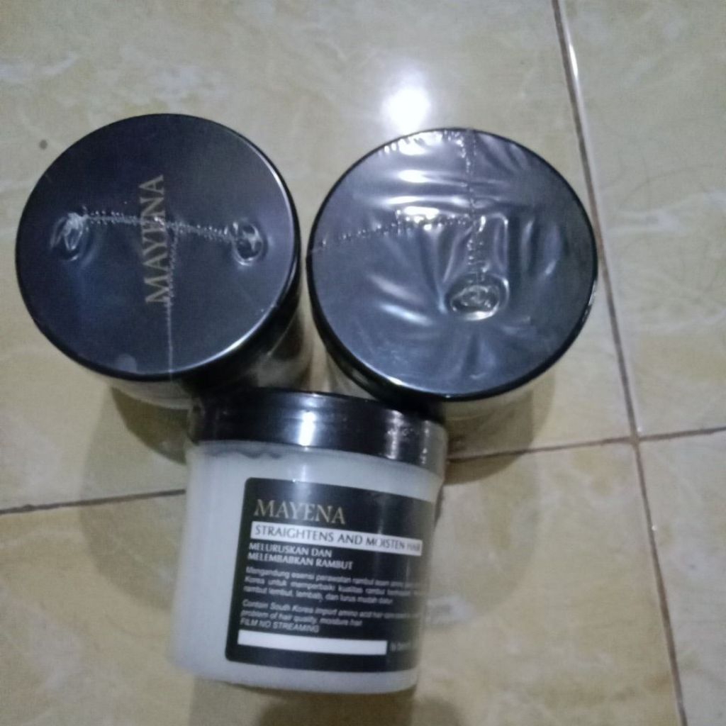 MAYENA HAIRMASK STRAIGHTENS  AND MOISTEN HAIR