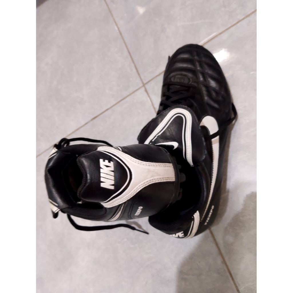 Sepatu Bola Vintage Nike Tiempo Legend III 2009 Size 44 Insole 280 Second Ori