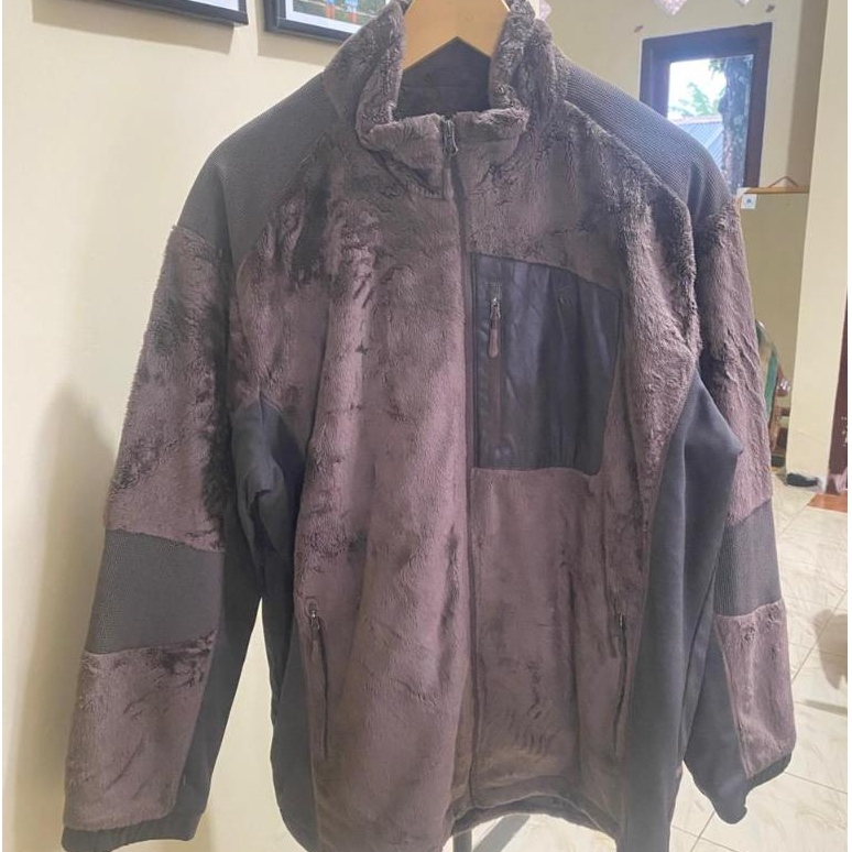 kantukan jacket bulu