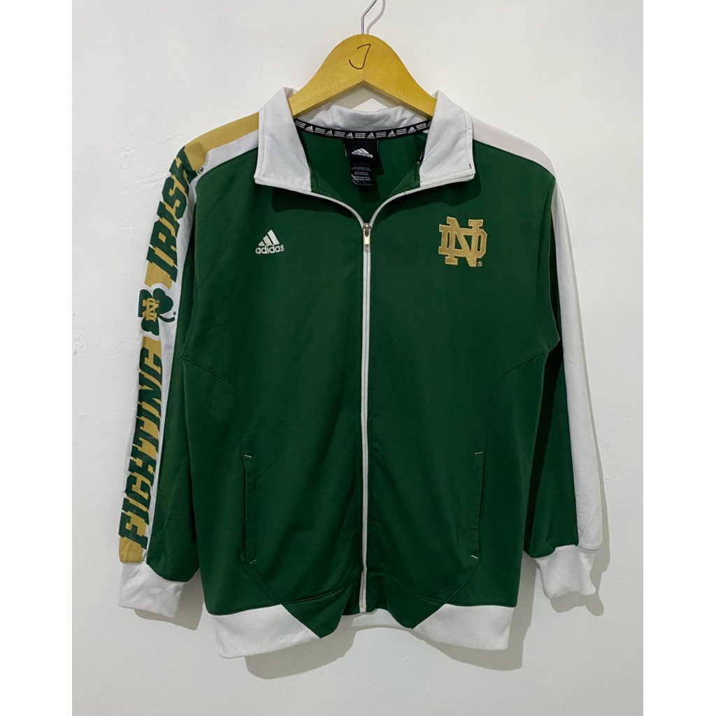Tracktop Adidas balok Spellout casual outfit style