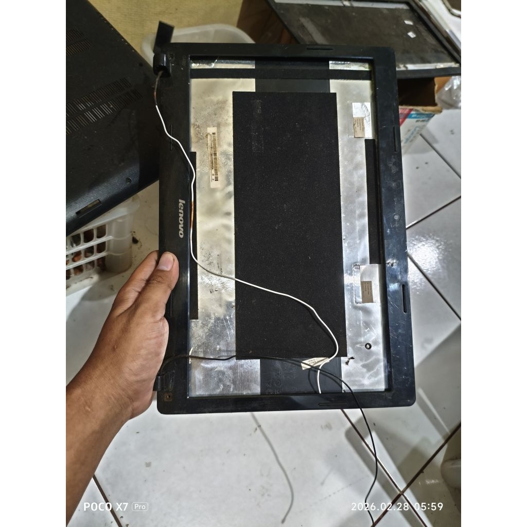 frame lcd laptop Lenovo g480 ori