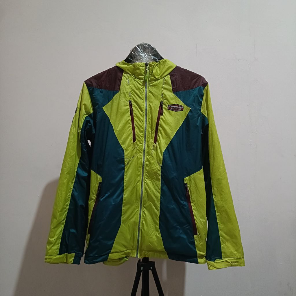 JAKET OUTDOOR NACU SECOND