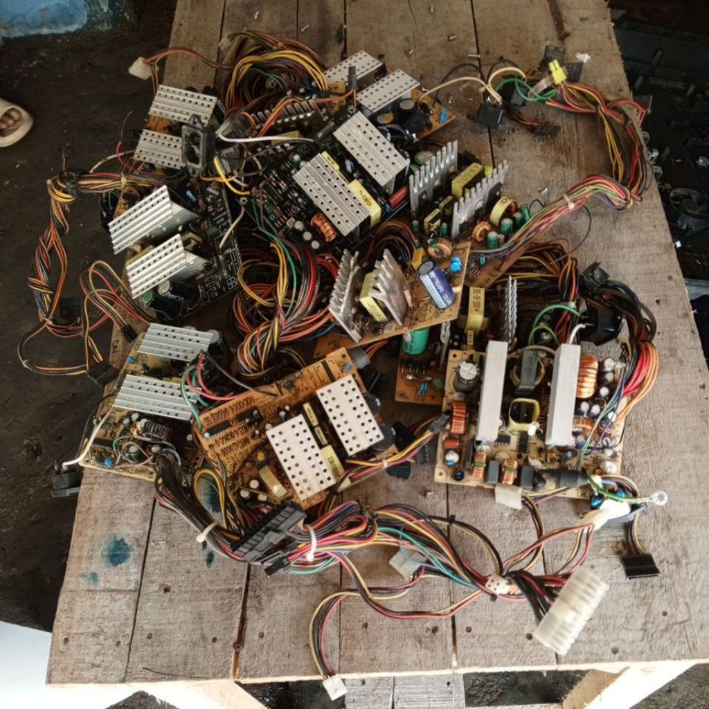 Module PSU Power Supply Komputer, Power Supply CPU 20 Pin dan 24 Pin Kondisi Rusak
