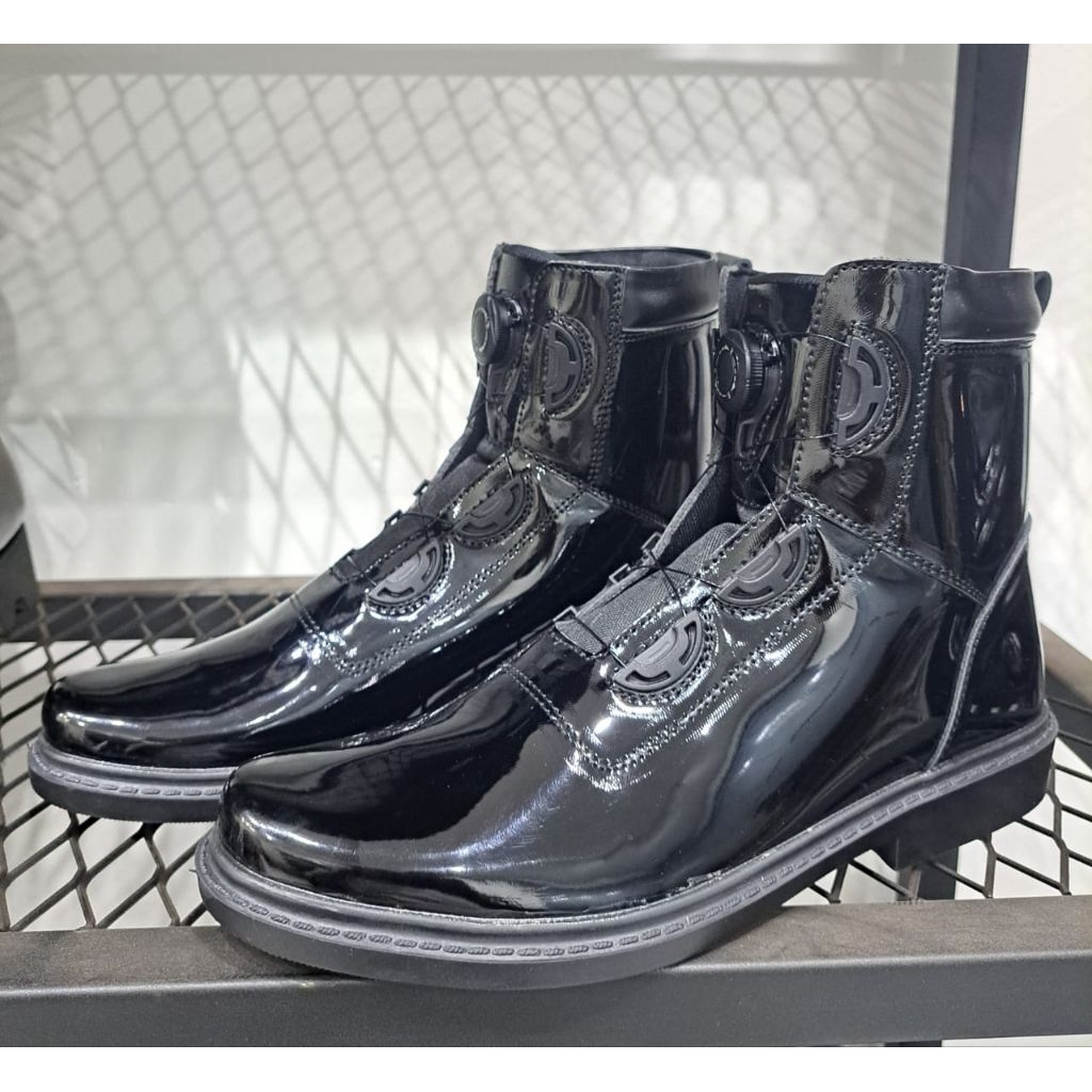 SEPATU PDL KILAP TALI PUTAR