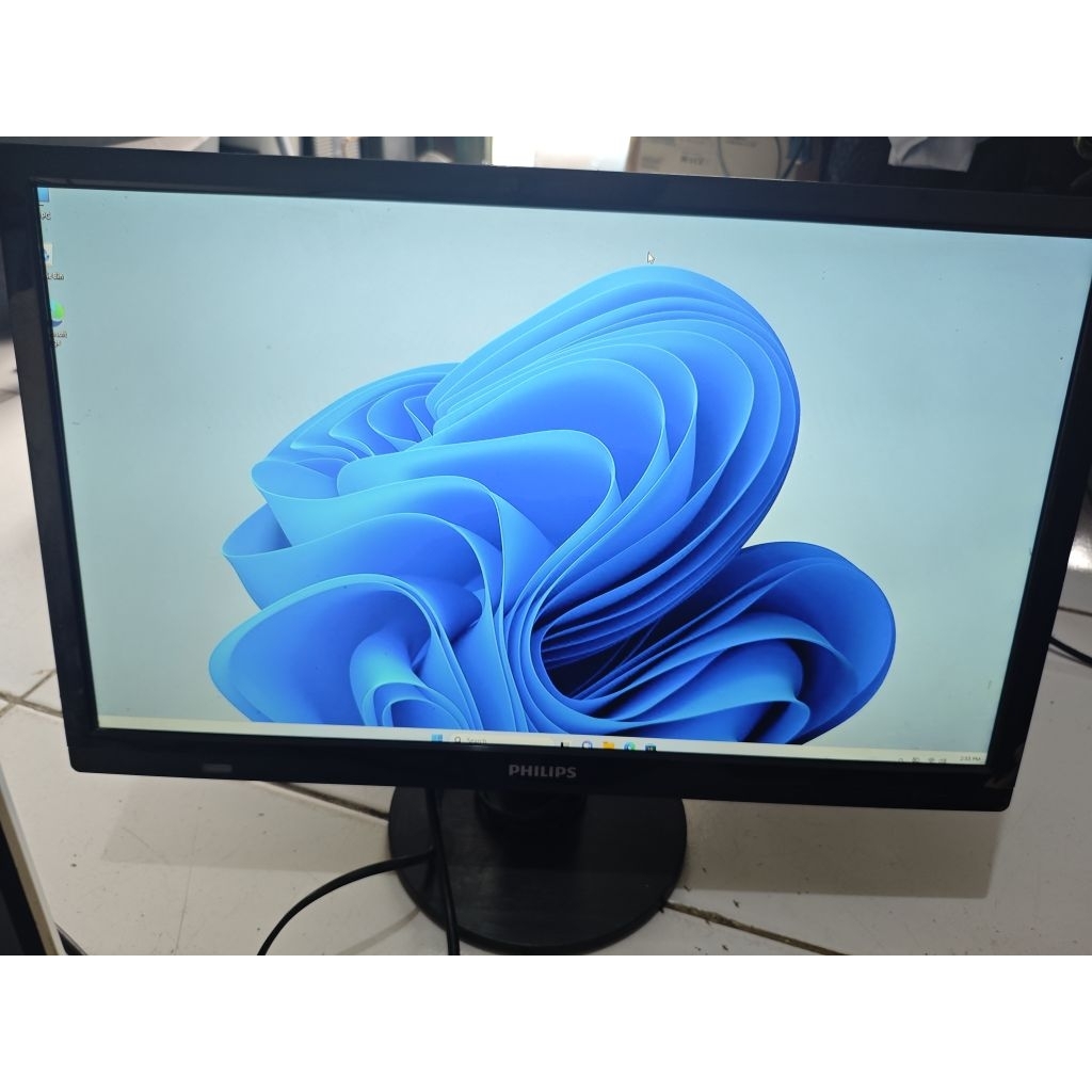 Monitor TV LED PHILIPS 22 inc HDMI-VGA Layak Pakai