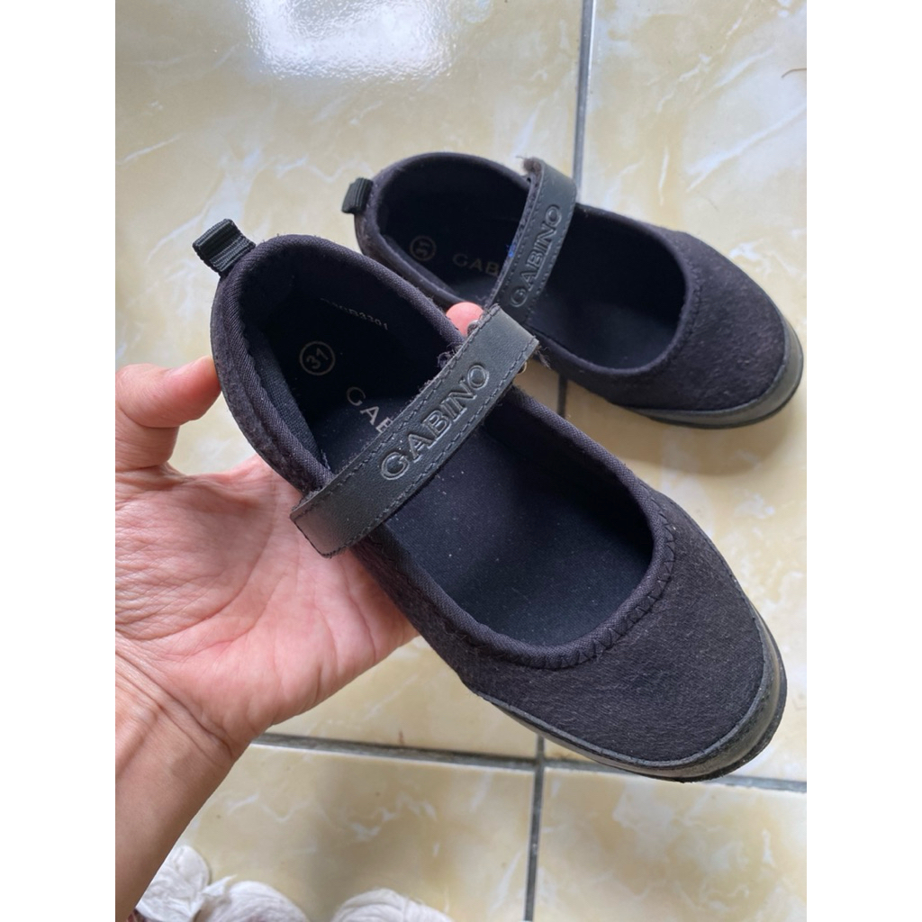 PL SEPATU ANAK CEWEK SIZE 31 MEREK GABINO