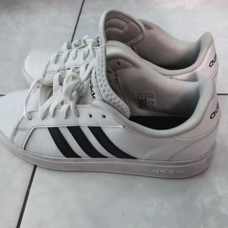 Sepatu ORIGINAL Adidas tennis court base 2.0 (second)