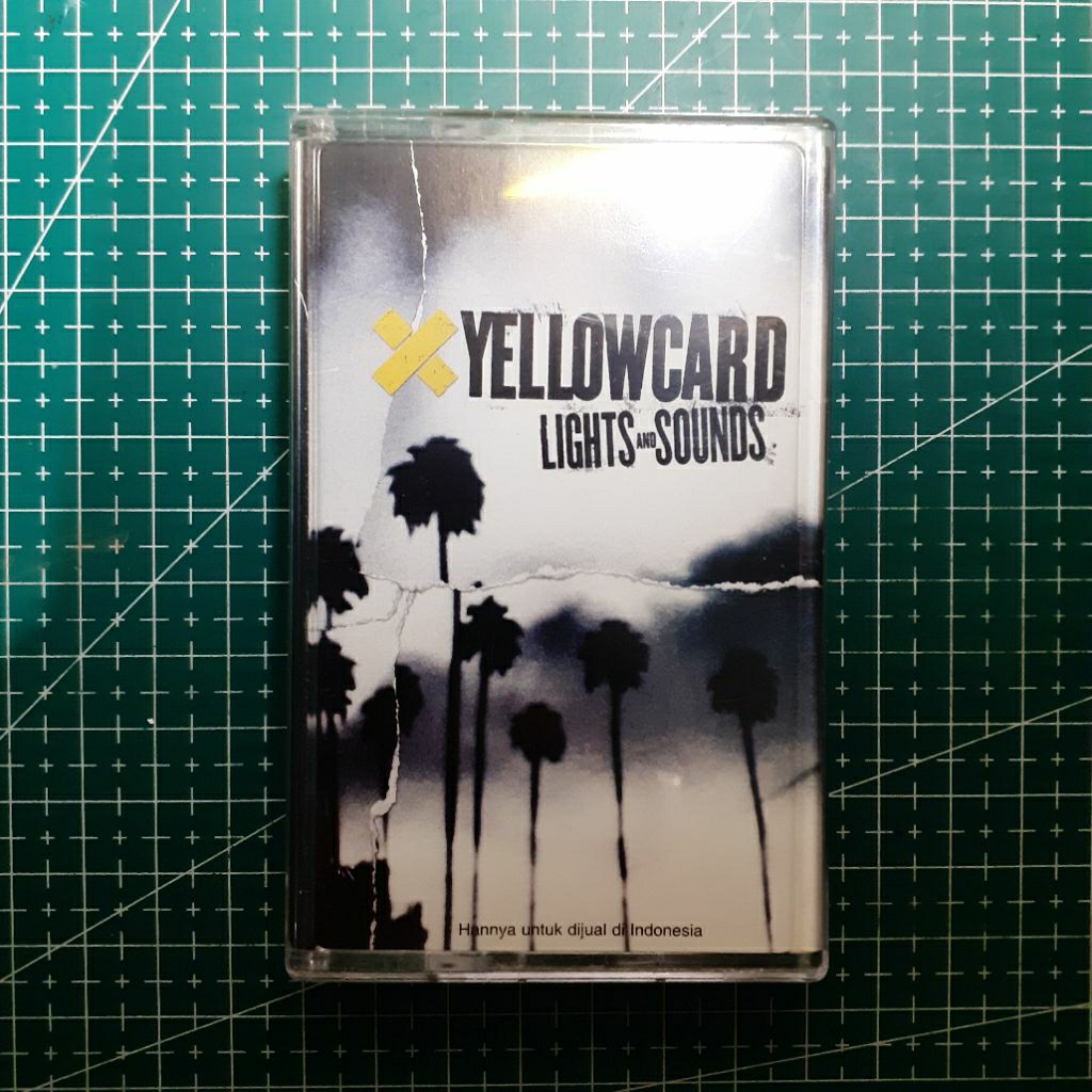 Kaset Yellowcard - Lights And Sounds
