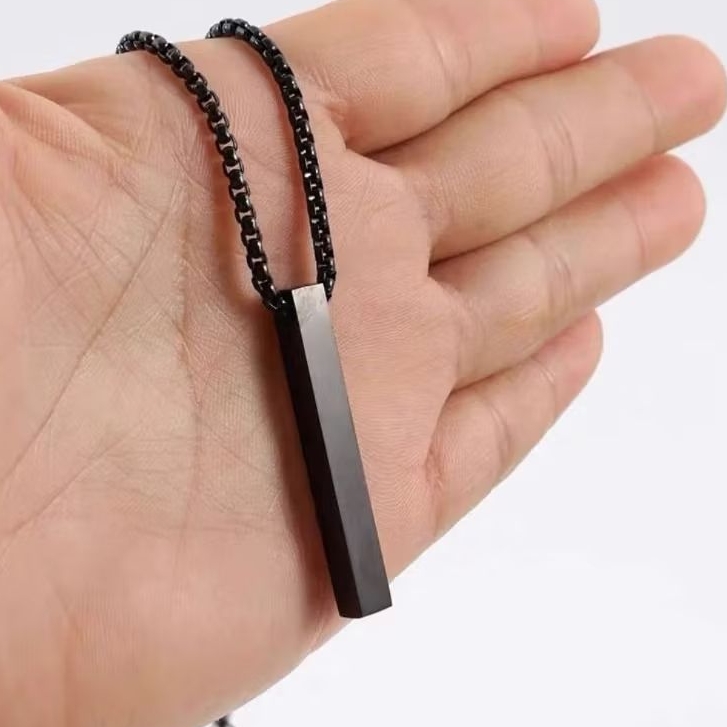 Kalung Rantai Panjang Hitam Liontin Balok Pria Wanita