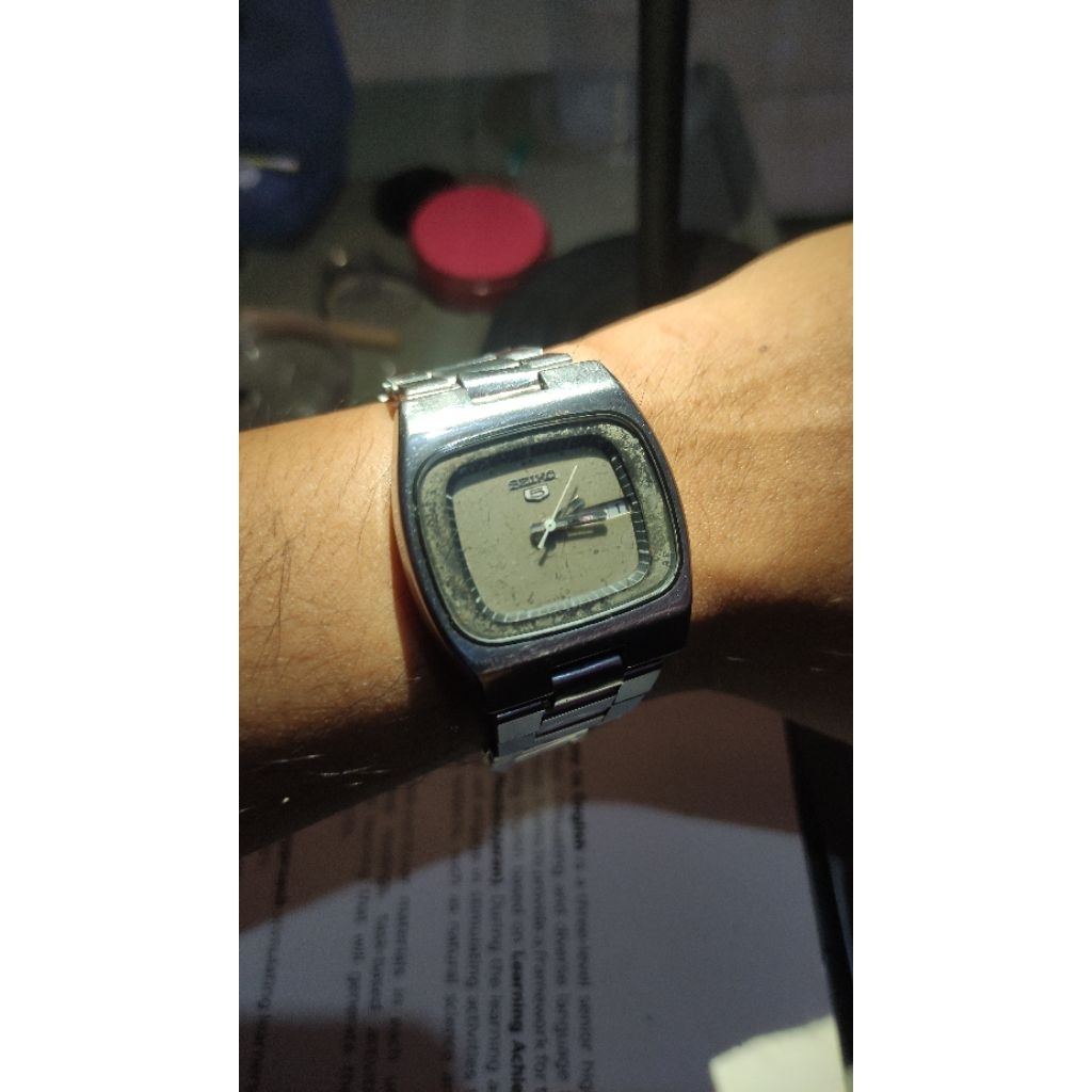 Jam Tangan Seiko 5 TV shape full original Vintage