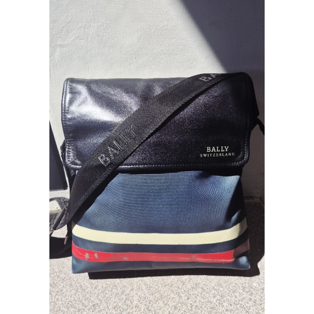 sling bag Bally swizzerland kampas + kulit (second)