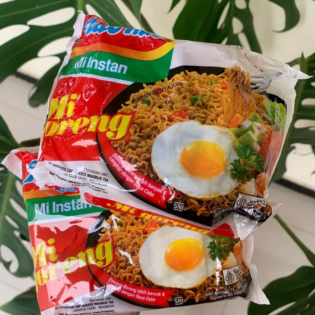 Mie Instan Indomie Goreng dan Mie Instan Sedaap Goreng Ecer