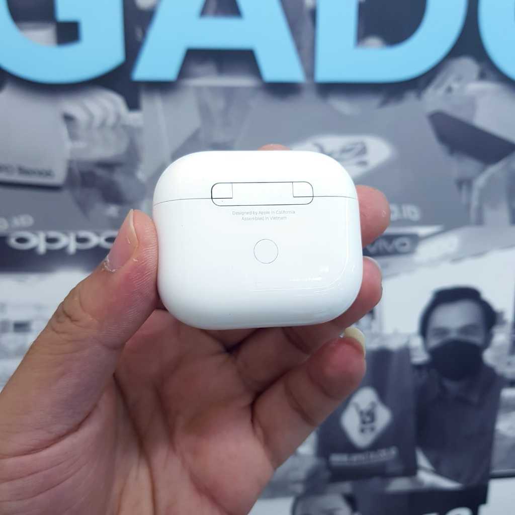 Apple Airpods Gen 3 Lightning