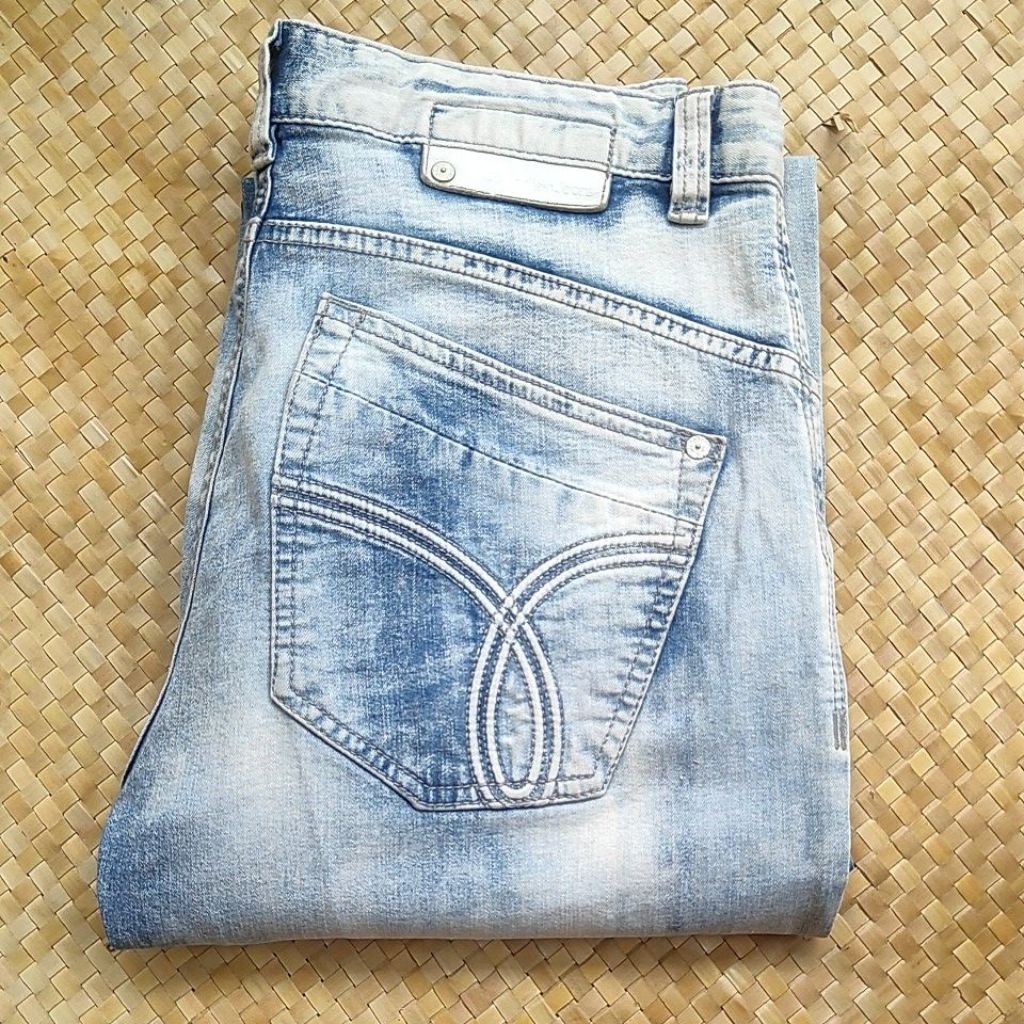 celana jeans pria CalVin KlEin jeans cowok size 31