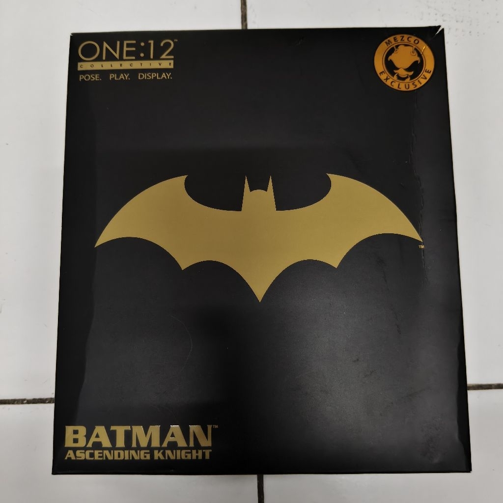 Mezco One:12 Batman Ascending Knight Exclusive