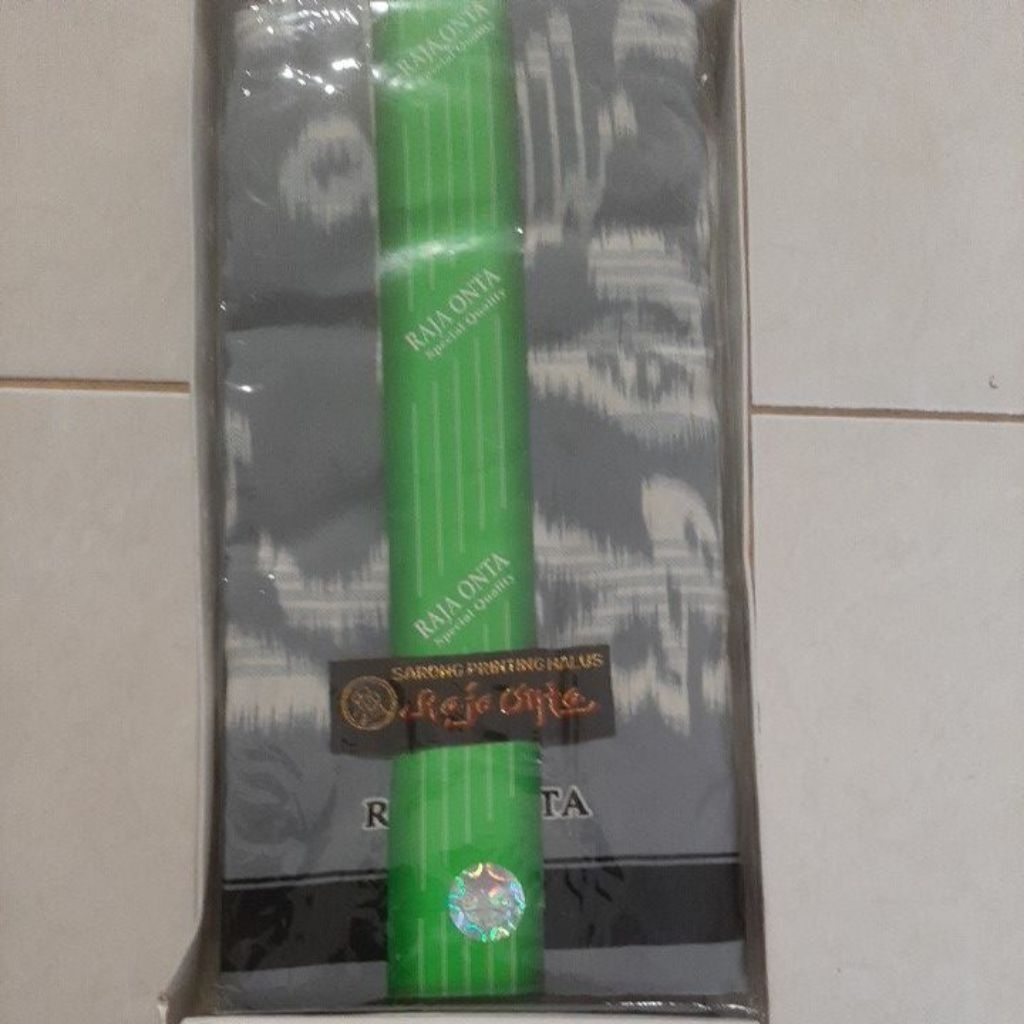 sarung RAJA ONTA