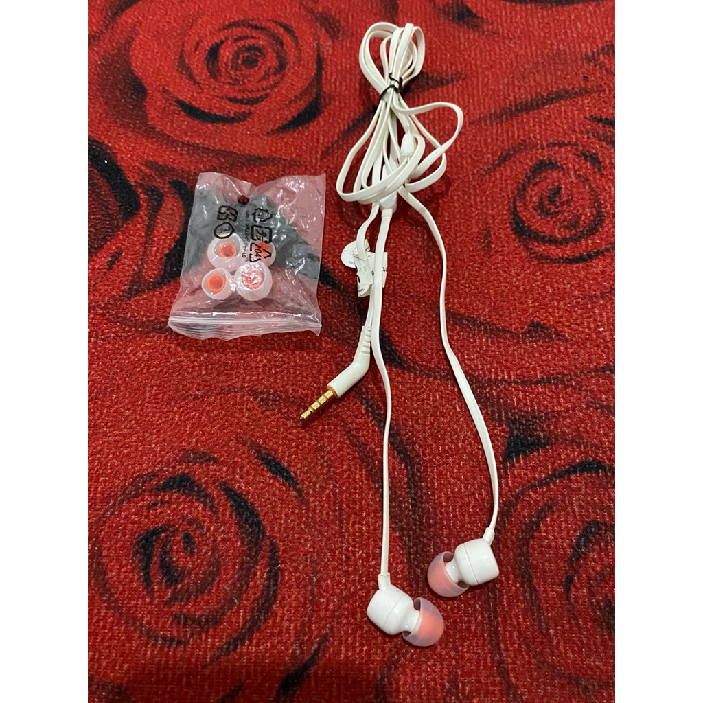 JBL TUNE 110 KABEL COLOK