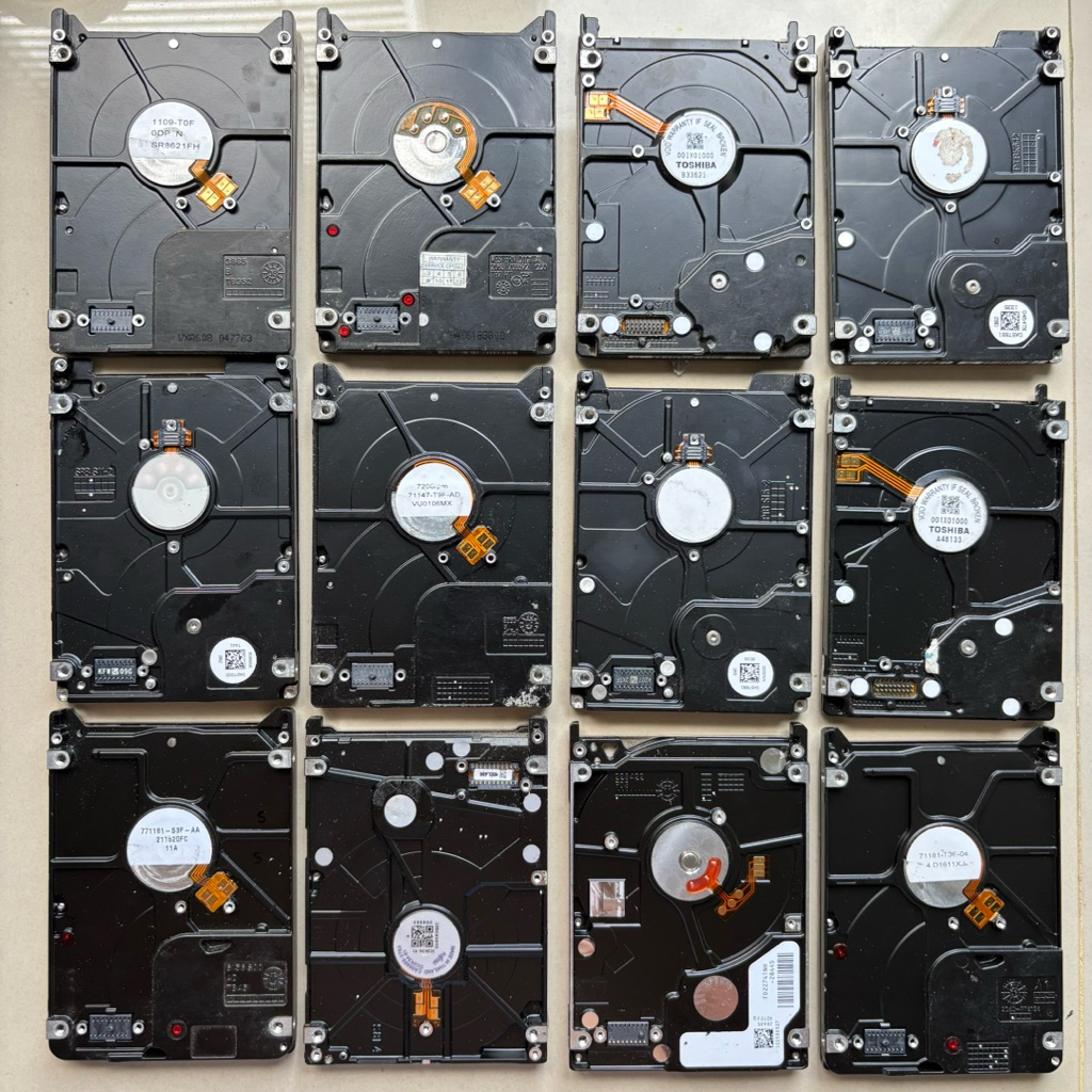 HARDDISK LAPTOP RUSAK TANPA PCB UKURAN 2.5IN