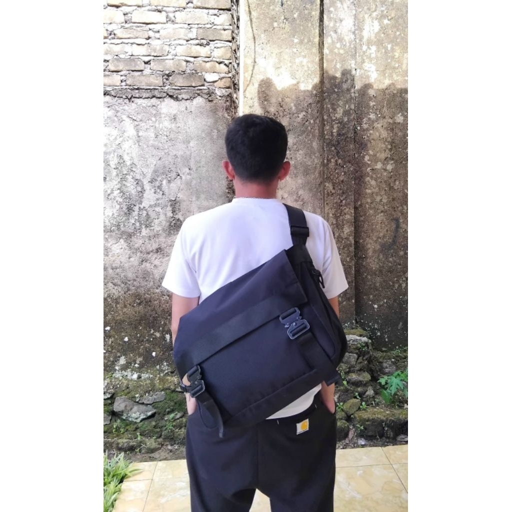 Messenger bag slingbag MAISON MINED original korea