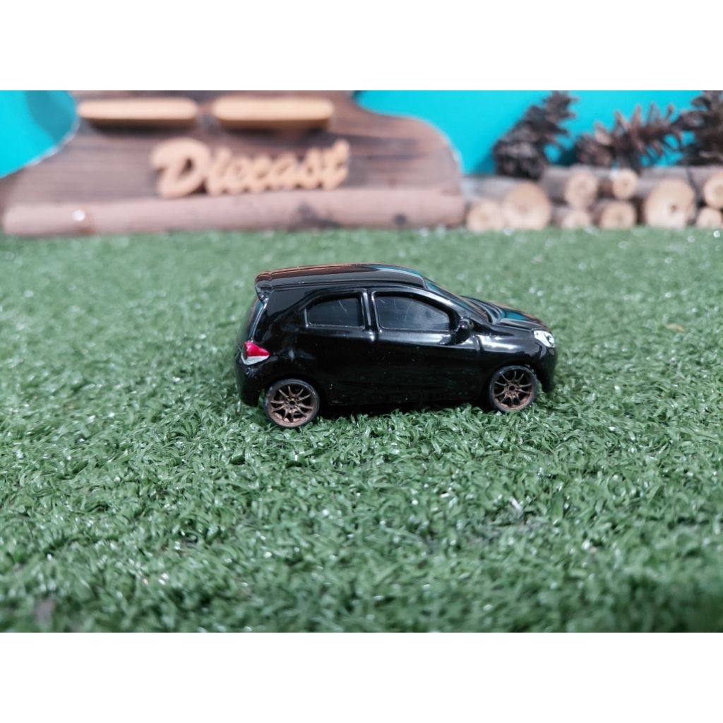 Diecast Miniatur Honda Brio skala 1:64