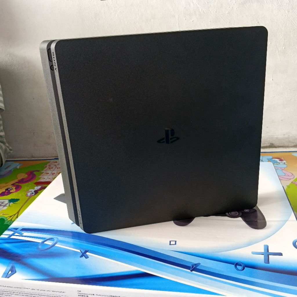 PS4 Slim Hen 12.02 | 500gb | Bekas Pemakaian Pribadi | Segel Void masih utuh