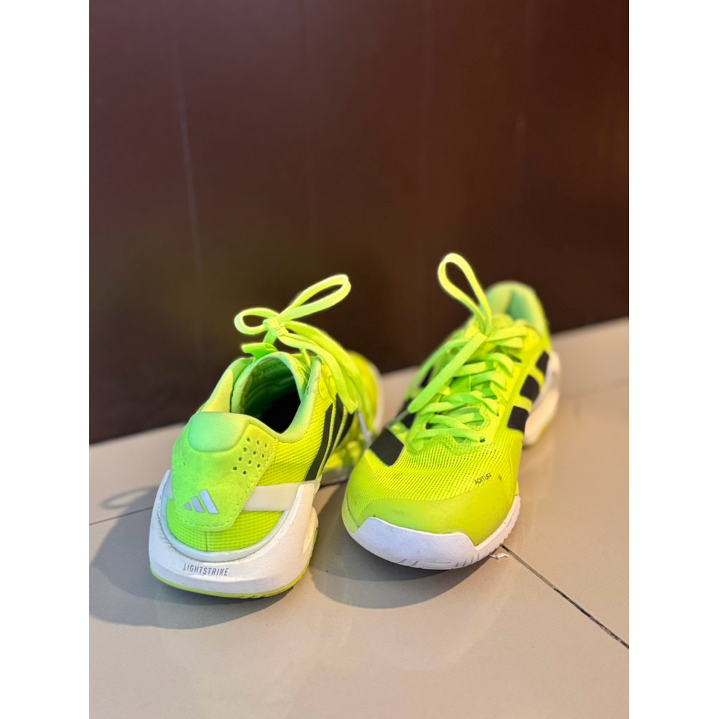 Adidas Ubersonic 5 - Women