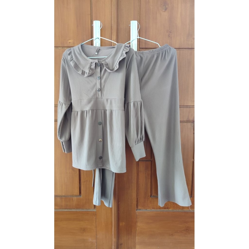 preloved set knit cutbray aquila