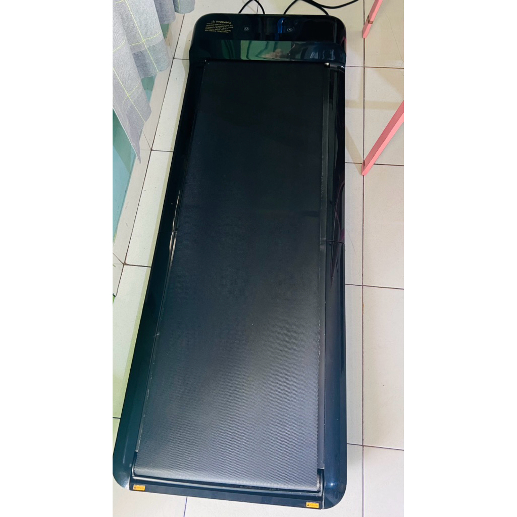 preloved Kingsmith foldable treadmill C2