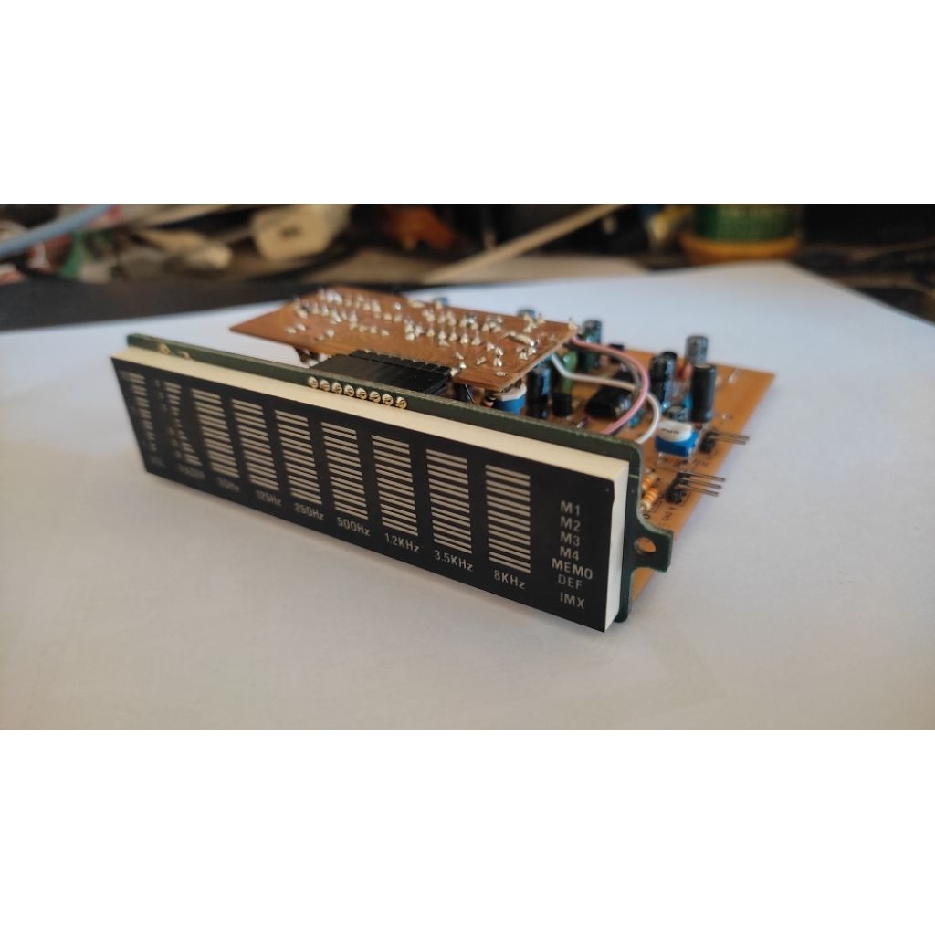 DIY 7 band led vu spectrum analyzer