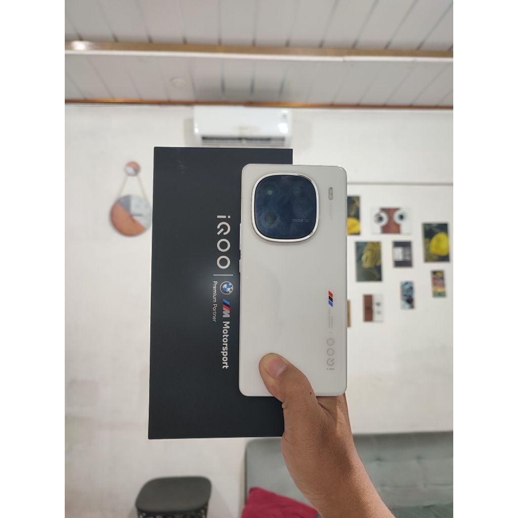 Iqoo 12 16/512 Second