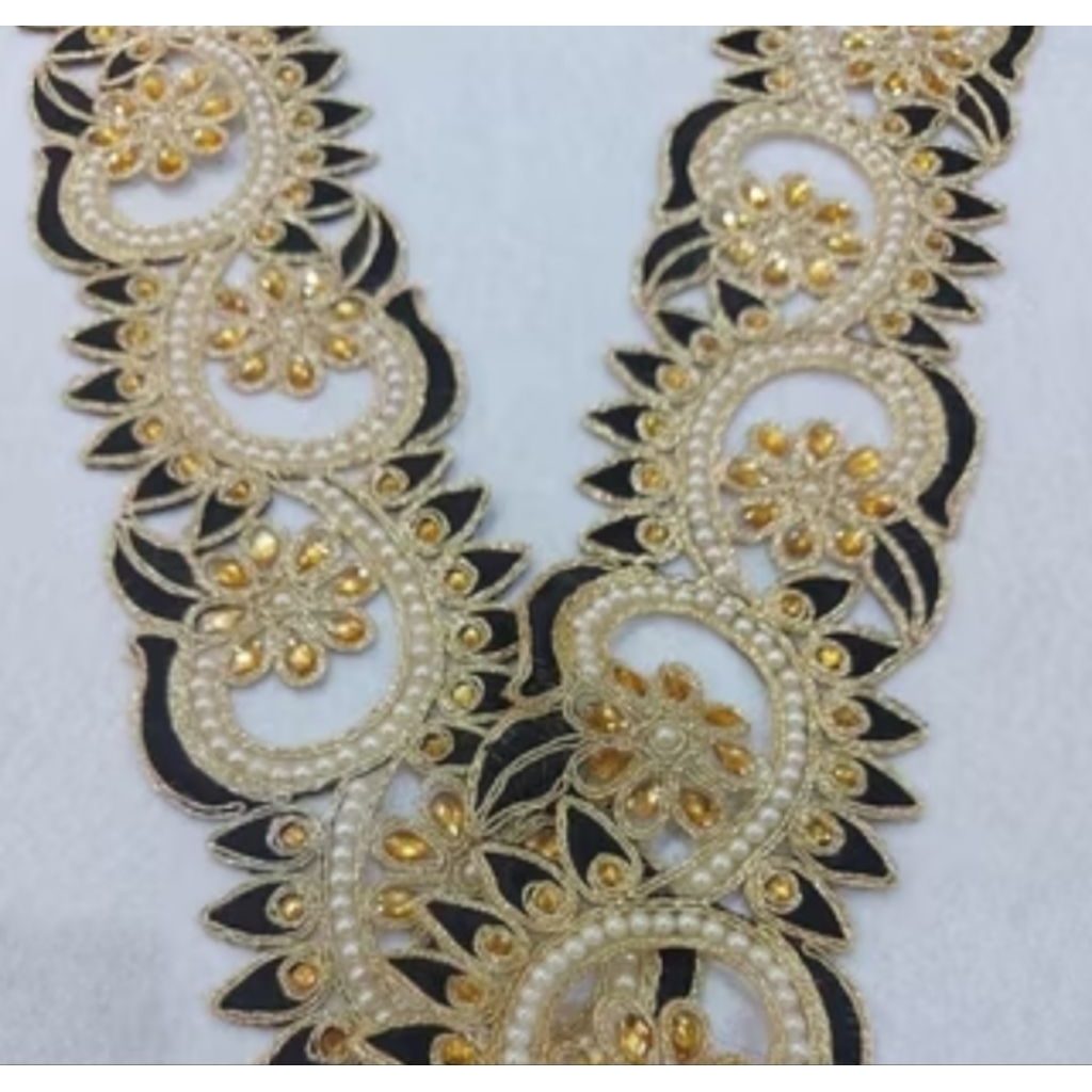 Renda India Payet MEWAH Hitam Gold PER 50 CM