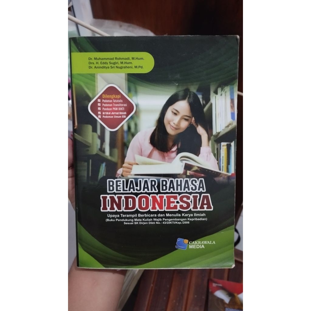 Buku kuliah Belajar Bahasa Indonesia Rohmadi Terbitan Cakrawala Media ORI BEKAS