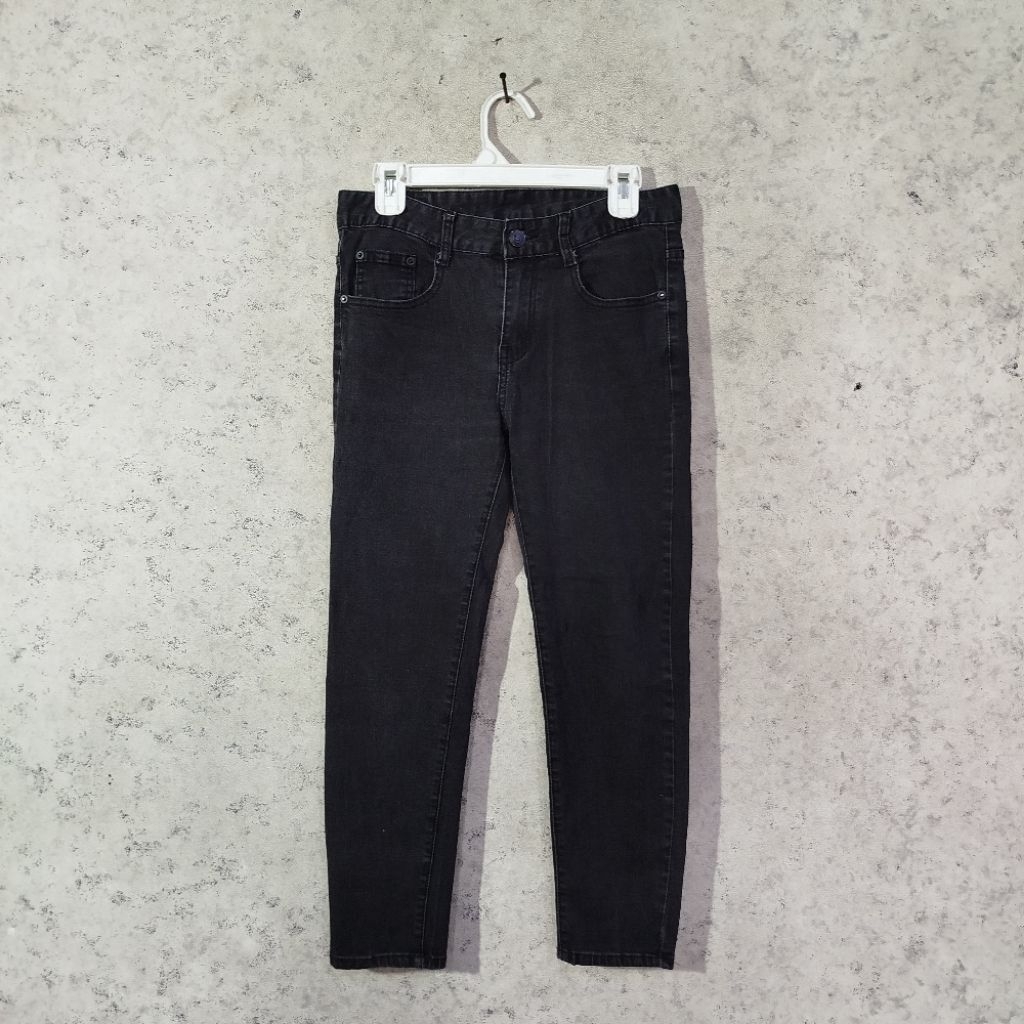 Celana panjang jeans JEAN MONEY Hitam basic Denim Slimfit casual jeans size 32