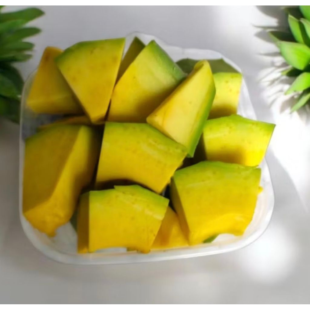buah alpukat potong fresss mika kota Samarinda
